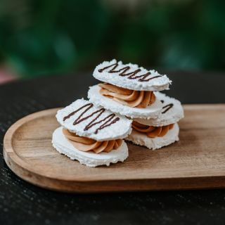 Kokos + karamel = laskonka ❤️ Keby to pečenie len bolo také jednoduché 😌